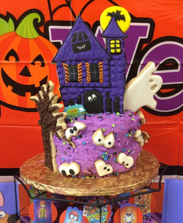 Scooby Doo Halloween Party - Mini Cake with Cookie Topper