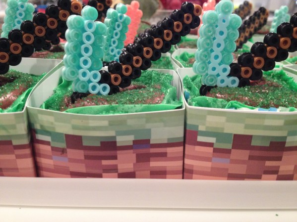Minecraft Cupcakes - Closeup